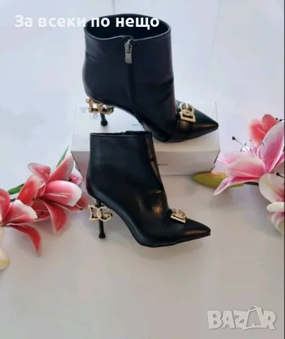 Дамски боти Dolce&Gabbana, снимка 5 - Дамски боти - 47467739