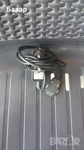  слушалки и зарядни 