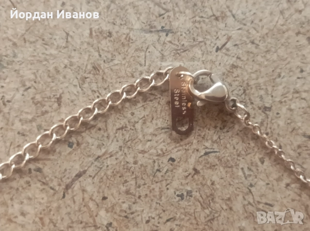 Нежно стоманено колие , снимка 2 - Колиета, медальони, синджири - 52372545