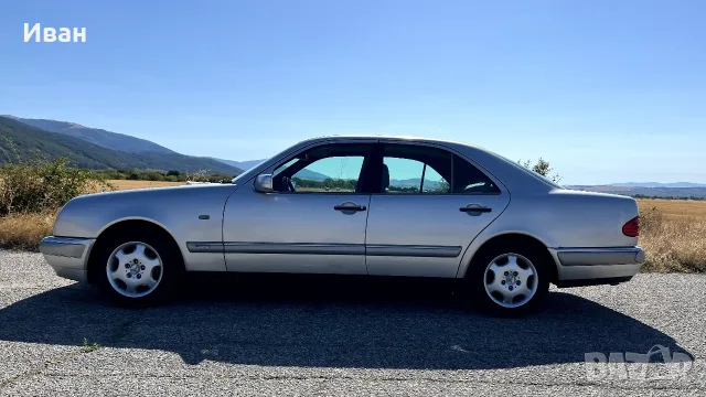 Продавам Mercedes E220D