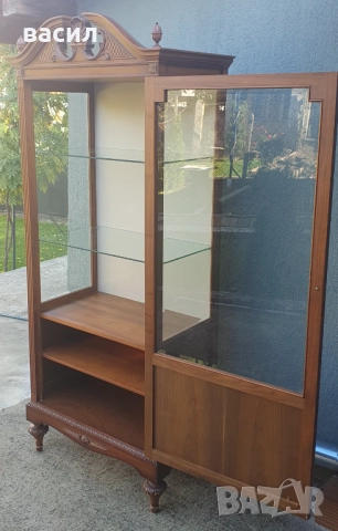 Винтидж витрина , снимка 11 - Секции и витрини - 52147728