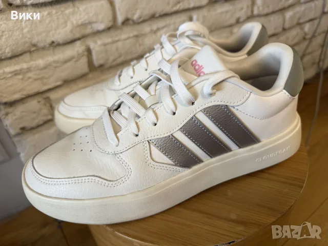 Бели кецове/маратонки Adidas