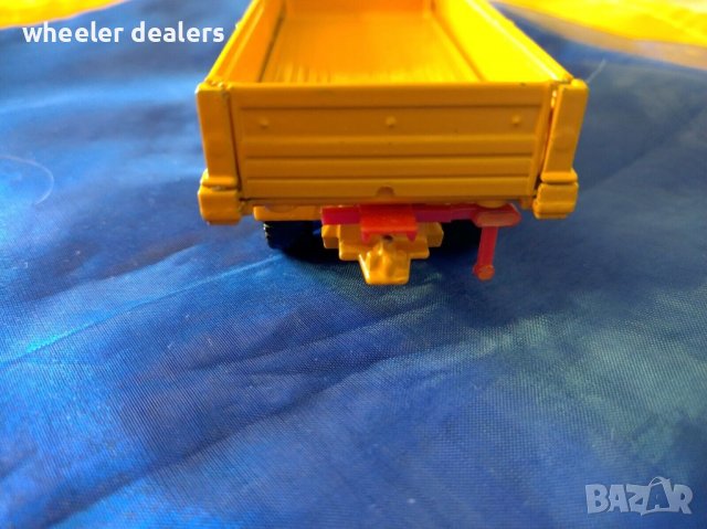 Метална количка Siku - 2517 Volvo F7 Turbo в мащаб 1:55, снимка 7 - Колекции - 38552280