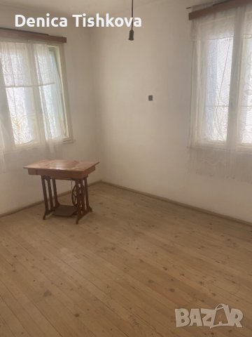 Двуетажна къща с двор, снимка 7 - Къщи - 42249677