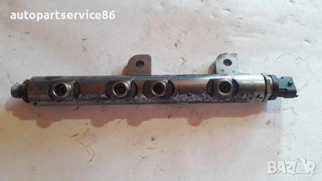 Горивна рейка с датчик за Land Rover Discovery 3.0 TDI (2010) 0445216030