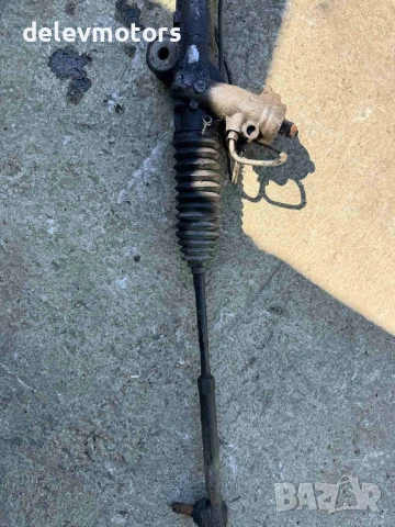 Хидравлична рейка от Nissan Murano 3.5i 234 кс., 2005 г., Нисан Мурано , снимка 2 - Части - 54129229