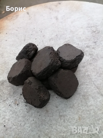 Продавам въглищни брикети