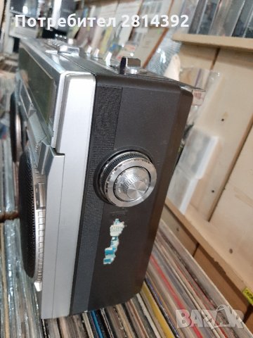 Радиокасетофон Sharp GF-6363 Култов Бумбокс Гето Бластер Vintage BoomBox Ghetto Blaster, снимка 4 - Радиокасетофони, транзистори - 34054250