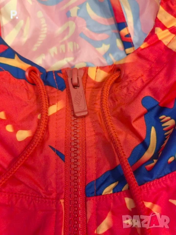 Спортно дамско горнище Nike Fcb , снимка 4 - Якета - 50600274