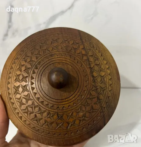 Кръгло ретро ковчеже от дърво, кутия за бижута, снимка 6 - Антикварни и старинни предмети - 49606337