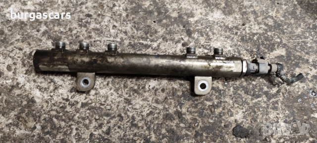 Горивна рейка 55 211 908 / 0 445 214 141 Opel Corsa D - 100лв