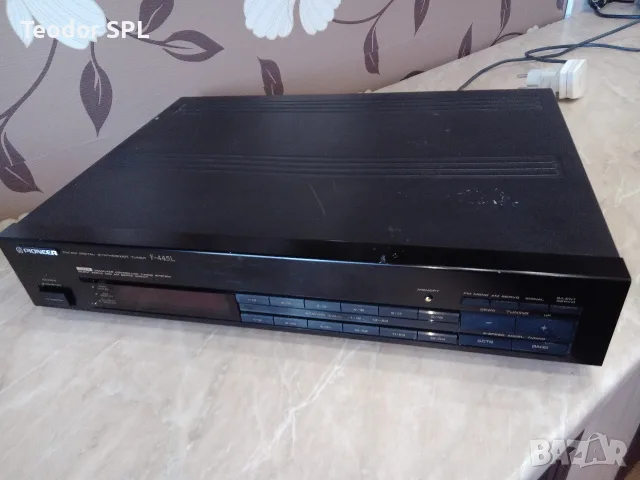 fm tuner pioneer radio , снимка 4 - Аудиосистеми - 56467576