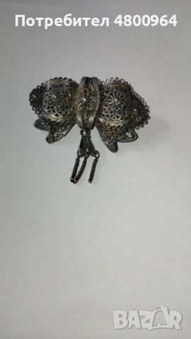 Сребърна брошка 