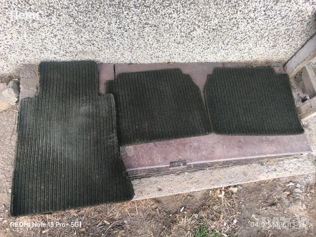 Оригинални зелени стелки за Мерцедес 124