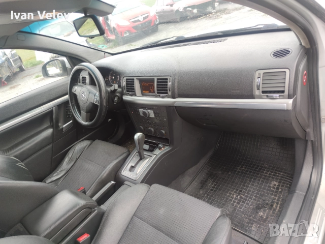Опел Вектра Ц 1.9 150к.с автомат 2007г. Opel Vectra C 1.9cdti 150k.s, снимка 8 - Автомобили и джипове - 51828171