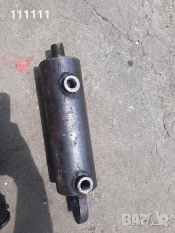 Продавам хидравлични цилиндри  52см. обща дължина,  140см. и други , снимка 3 - Селскостопанска техника - 17670149