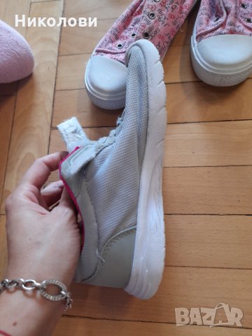 Три чифта обувки за 12лв ОБщО, снимка 2 - Детски маратонки - 30135093