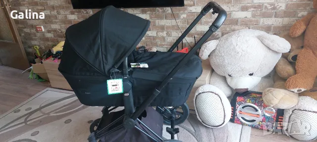 чисто нов бебешки зимен кош Cybex Priam в черен цвят