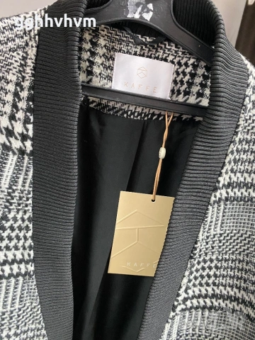 Палто , снимка 9 - Палта, манта - 53194268