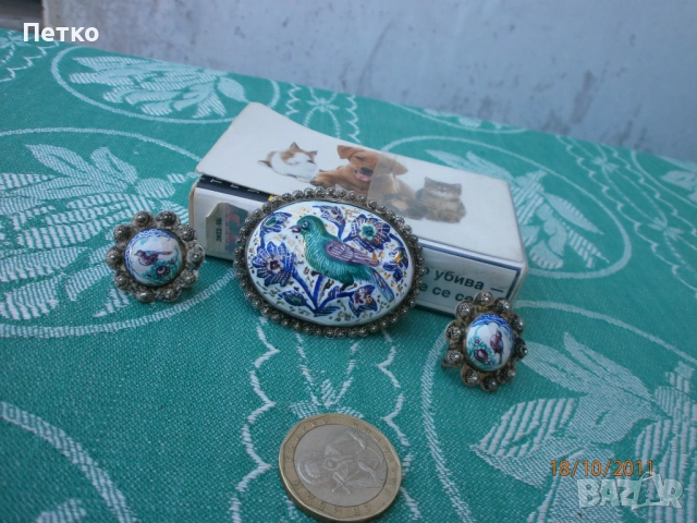 Автентичен комплект , снимка 6 - Антикварни и старинни предмети - 52606513