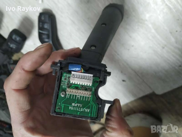 Лостче за чистачки за Volvo S60 , 30669740, снимка 3 - Части - 52672241