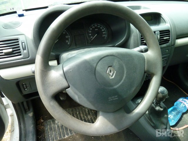 Renault Clio 1.5 dci, снимка 5 - Автомобили и джипове - 37616955