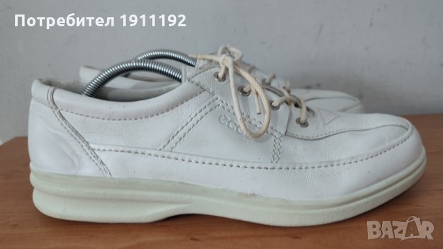 Мъжки бели обувки. Ecco. 44, снимка 1 - Ежедневни обувки - 35137721