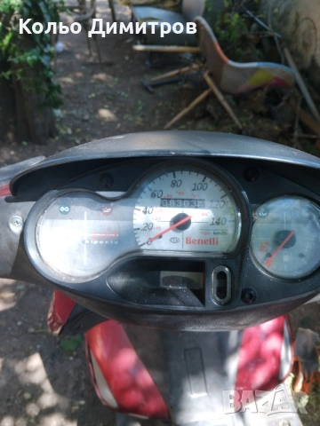 Скутер бенели 100 Кубика , снимка 3 - Мотоциклети и мототехника - 52012097