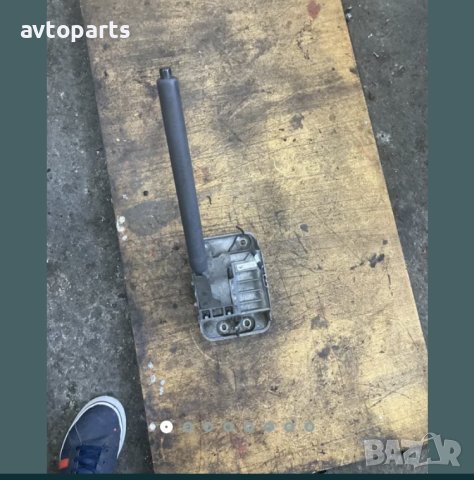 Vw touran 2004година Лост ръчна спирачка, снимка 3 - Части - 40467953