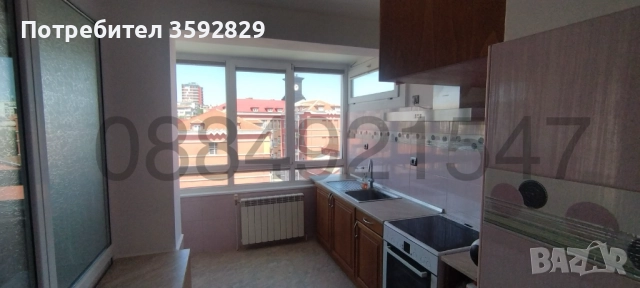 продава апартамент 140 кв.м в центъра, снимка 3 - Апартаменти - 51357449