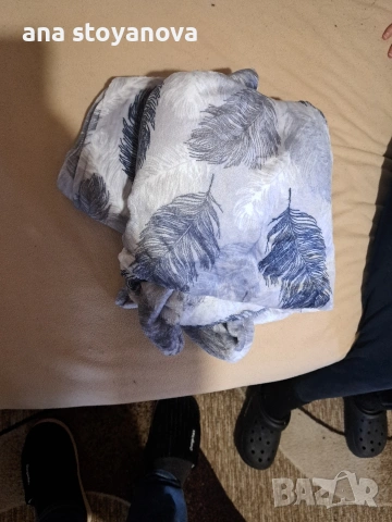 продавам луксозни плюшени одеяла за дивани и спални 