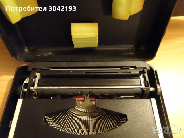 Пишеща машина Хеброс 1300 F, снимка 5 - Антикварни и старинни предмети - 38427437