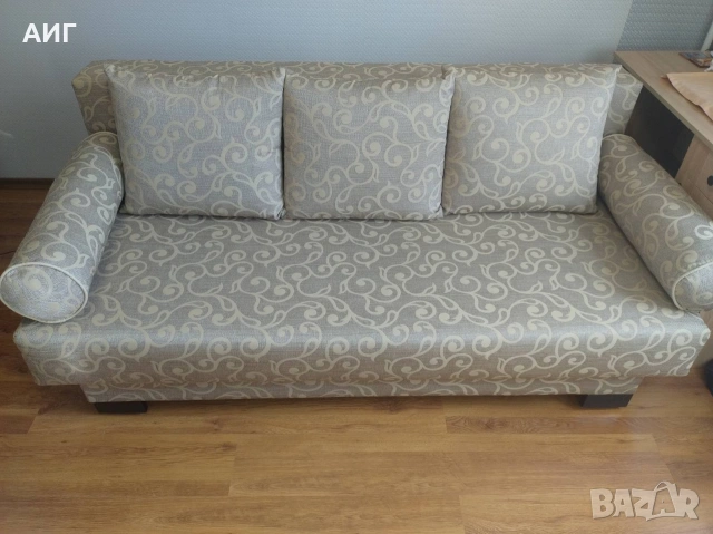 Разтегателен диван 