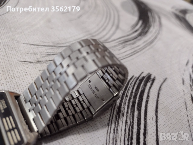 Ретро електронен часовник levis, снимка 2 - Мъжки - 54166129