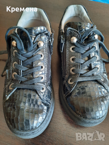 детски лачени "крокодилски" обувки, н.32, снимка 1 - Детски обувки - 36379715