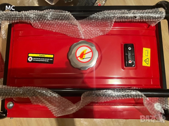 БЕНЗИНОВ ТРИФАЗЕН ГЕНЕРАТОР ЗА ТОК HONDA ECMT 7000, 7.0KW, 11.0 К.С., 8.1 ЧАСА, снимка 5 - Други стоки за дома - 51943397