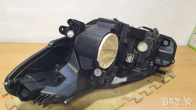 НОВ! Оригинален десен фар за Toyota Yaris III Hybrid / Тойота Ярис хибрид (2012-2015), снимка 11 - Части - 50713461