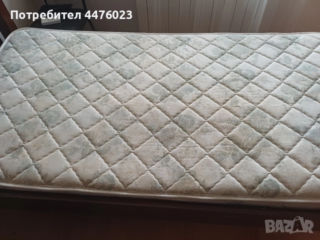 Легло с матрак, дървена рамка, снимка 3 - Спални и легла - 52674479