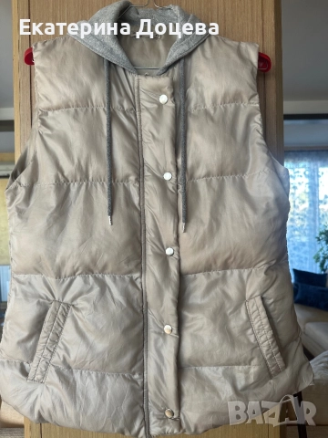 Елек с качулка