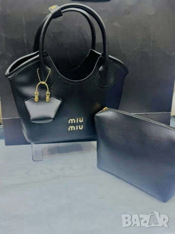 чанти Miu Miu , снимка 4 - Чанти - 51097607