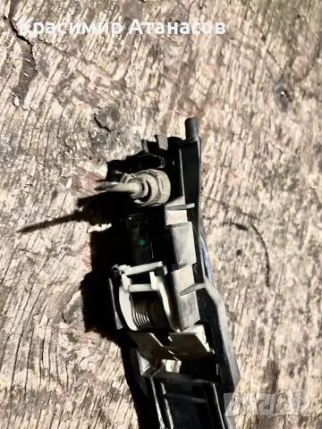 Външна дръжка врата предна лява за Мерцедес Е-класа W211., снимка 3 - Части - 47855327