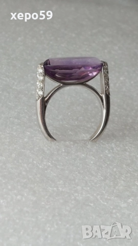 Прекрасен фирмен дизайнерски златен 18к пръстен с аметист и 26 диаманта(Poiray Paris) бяло злато, снимка 3 - Пръстени - 52217293