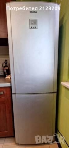 Хладилник с фризер Samsung RL26DCAS, снимка 1