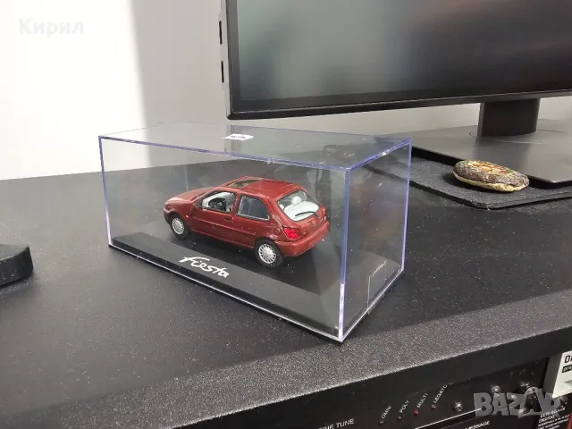 Продавам FORD Fiesta (мащаб 1:43), снимка 2 - Колекции - 48771441