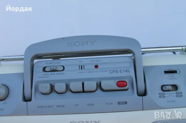 Радио касетофон ''Sony CFS-E14L'', снимка 6 - Радиокасетофони, транзистори - 50413177