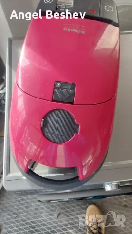 Прахосмукачка Miele S 324i-2, снимка 8 - Прахосмукачки - 55994756