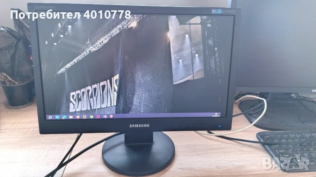 Монитор Samsung 943SN 19", снимка 5 - Монитори - 51304780
