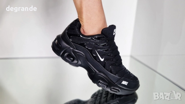 Дамски маратонки Nike , снимка 2 - Маратонки - 52593412