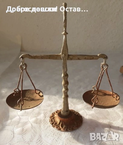 Различни модели стари, декоративни везни:  везничка ВЕЗНА кантар Темида, дърво и месинг, снимка 5 - Декорация за дома - 28870527