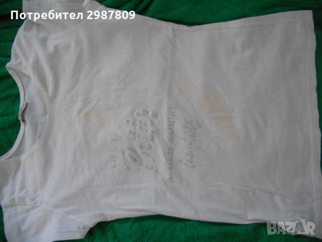 Дамска тениска, размер М Л , снимка 3 - Тениски - 31894162